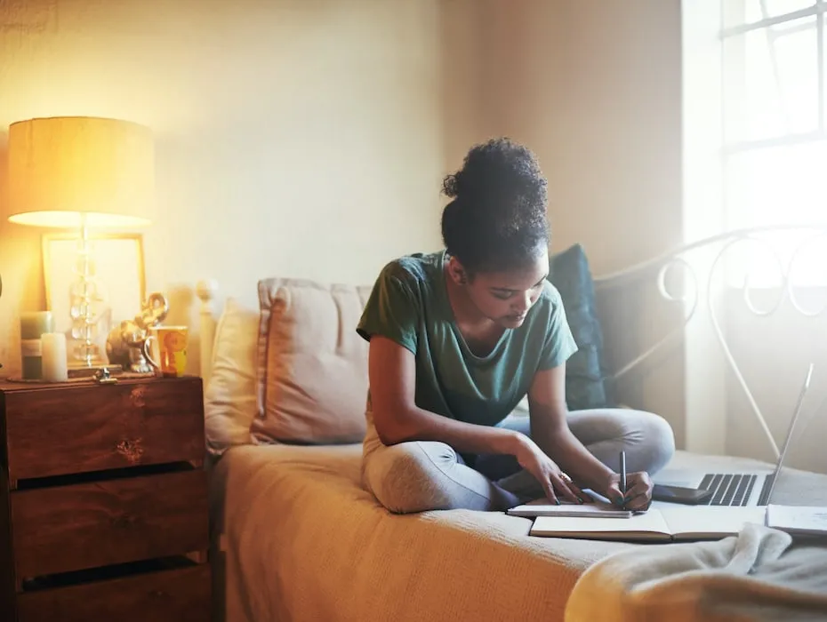 Remote worker preparing to share files over an online meeting